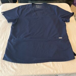 Figs technical collection v neck navy scrub top women’s‎ size XXL healthcare